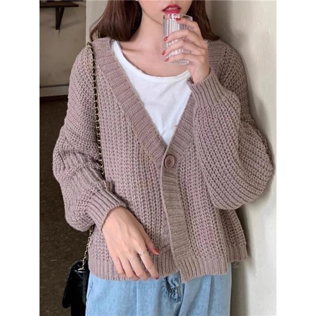 Seoul Essential V-Neck